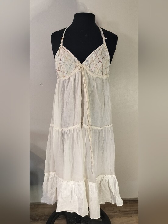 Free People Dresses & Skirts - Free People Ivory/Off-White Tiered Midi Dress with Embroidered Bodice